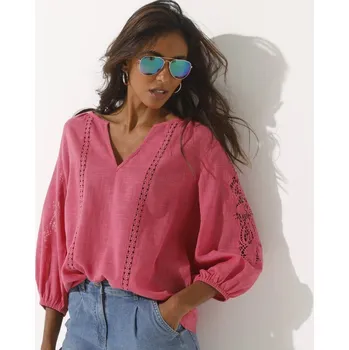 Dámská halenka Jednobarevná halenka s macramé a ažurovou výšivkou růžová 36