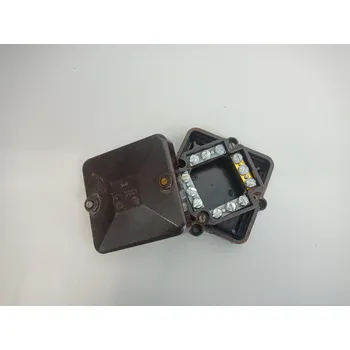 Stavebniny Stará bakelitová krabice rozvodka SEZ ACIDUR pod omítková s věnečkem