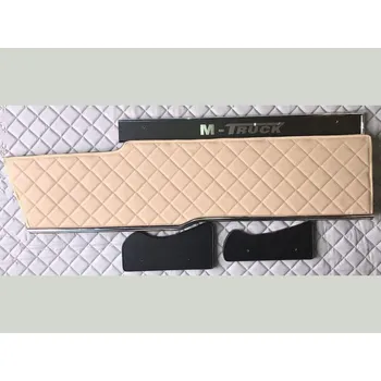 Konferenční stolek Stolek koženkový celkový MAN TGX, 2007 ->