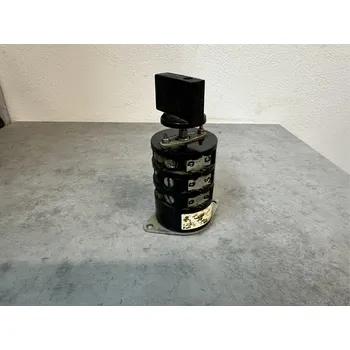 Stykač Spínač vačkový přepínač SEZ S25V - 25A přepínač II-0-I