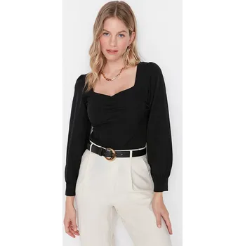 Dámské tričko trendyol Schwarz 3753478 38