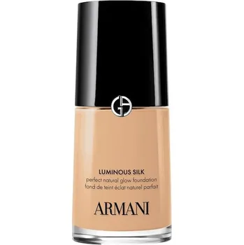 Make-up Armani Make-up Make-up-oblicejeLuminous Silk Foundation 4.5 30 ml (48 800,00 Kč / 1 l)