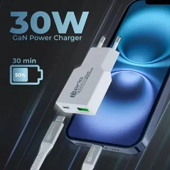 Cestovní nabíječ Prio GaN Power, 1x USB C 1x USB A, Fast charging 30W, bílá
