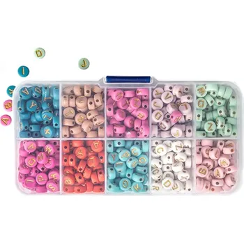 Dětské navlékací korálky DP Craft Sada korálků&nbsp; s písmeny v praktické krabičce 282 ks