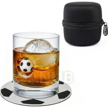 Whisky pohár s fotbalovým míčem a podložkou ve tvaru míče