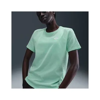Nike Sportswear Club Essentials Womens T-Shirt L