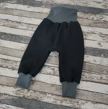 Chlapecké kalhoty Yháček Softshellové kalhoty s beránkem Yháček, černá/šedá Velikost: 80