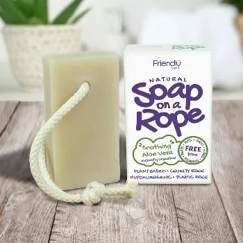 Mýdlo Friendly Soap přírodní mýdlo aloe vera na šnůrce 125 g