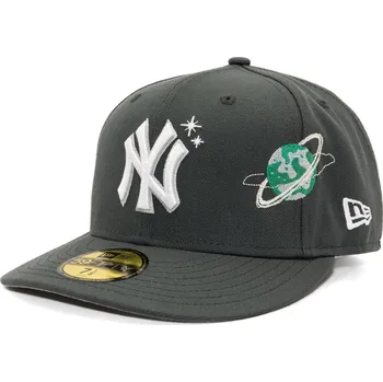 Pokrývka hlavy Kšiltovka New Era - MLB Planet Icon 59FIFTY - NY Yankees - Steel Clouds velikosti fitted caps 7 3/4 (61.5 cm)