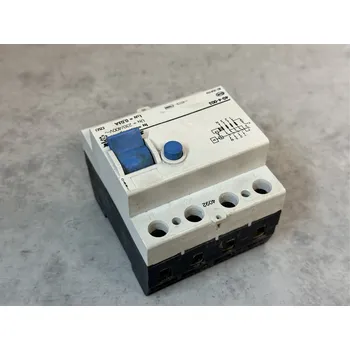 Jistič Proudový chránič Schrack 40/4/003 40A 30mA AC BD 004103