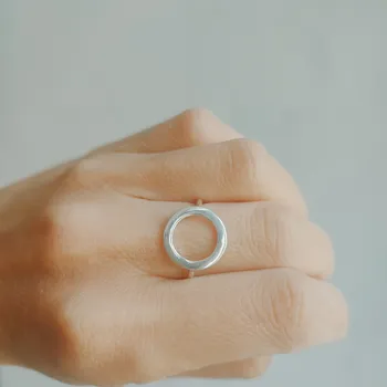 Prsten Prstýnkárna KRUH Života stříbrný minimalistický prsten AG 925 ≤ 2,0 g Velikost prstenu: 10 (62)
