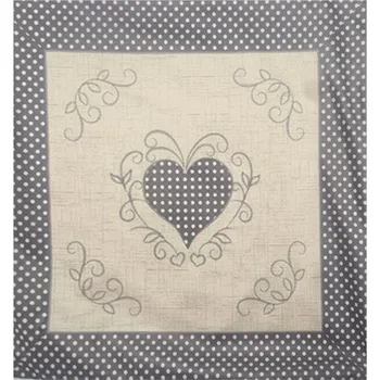 Povlak na polštářek Dekorační povlak na polštář 40x40 na zip velur - srdce béžové