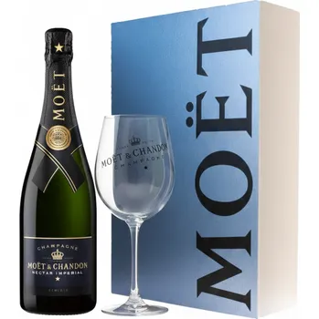 Moët & Chandon Nectar Impérial v dárkové krabičce se skleničkou, 0,75l