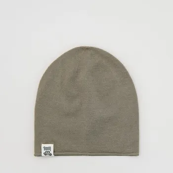 Čepice Reserved - Čepice s nášivkou - olivová - 598IL-91X - 598IL-91X-3Y5