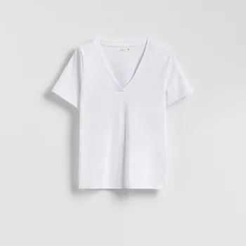 Dámské tričko Reserved - Tričko střihu regular s výstřihem do V - bílá - 399FS-00X - 399FS-00X-XL