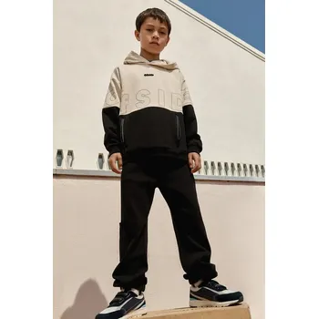 Chlapecké kalhoty Dětské tepláky Mayoral 6567.7D.Junior.PPY2 černá 99X, vel. 128