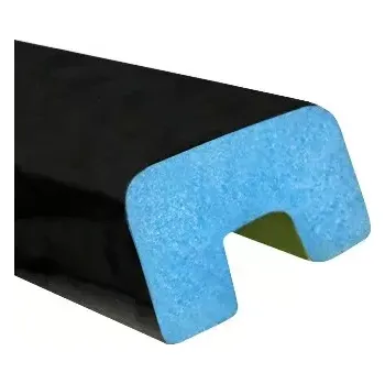 Dětská zábrana Černá pěnová výstražná ochrana rohů stěn, sloupků, konstrukcí a strojních zařízení PI-3 - 100 x 2 x 3 cm
