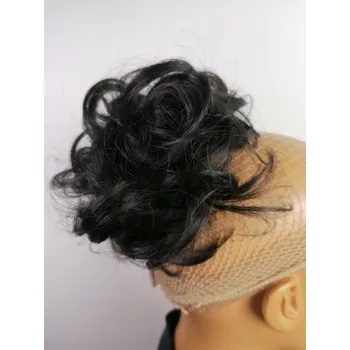 Příčesek Příčesek krátké syntetické vlasy černá Mona