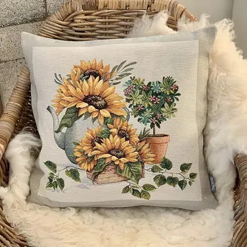 Dekorativní polštářek BYTEMA Gobelínový povlak na polštář SLUNEČNICE V RÁMU 45 x 45 cm
