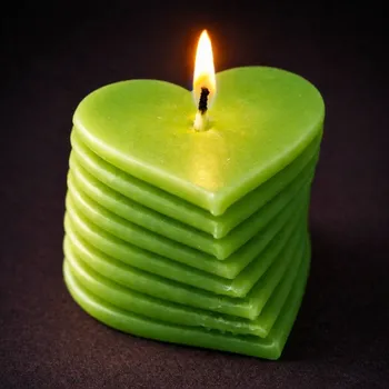 Svíčka Vonná svíčka Srdíčkový sloup | 65 g | Svíčkománie3D | Barva: Zelená