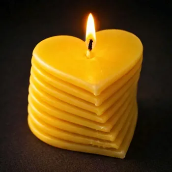 Svíčka Vonná svíčka Srdíčkový sloup | 65 g | Svíčkománie3D | Barva: Žlutá