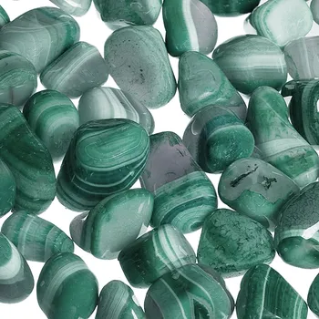 Přírodní kámen Achát tromlovaný zelený L, 250 g