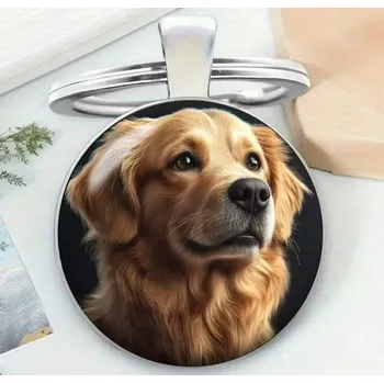 Přívěsek na klíče se zlatým retrívrem