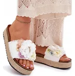 NAZOUVÁKY DÁMSKÉ PLATFORMA S PLETENINOU KVĚTINY PŘIPÍNÁČEK MEDVÍDEK BÍLÉ 39