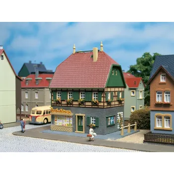 Městský dům s obchodem H0/TT - Auhagen 12347