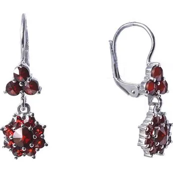 Náušnice Stříbrné náušnice s českým granátem, rhodiované - květina Zapínání: puzeta