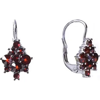 Náušnice Stříbrné náušnice s českým granátem, rhodiované Zapínání: klapka