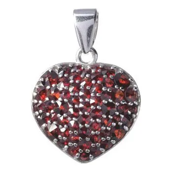 Přívěsek Stříbrný přívěsek s českým granátem, rhodiovaný - srdce