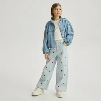 Dívčí oblečení Reserved - Džíny wide leg s výšivkou - modrá - 291HN-05J - 291HN-05J-134