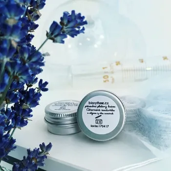 Pleťový krém BIORYTHME Voňavý krém pro suchou pleť - Kakaové máslo, vanilka 3,5 ml VZOREK