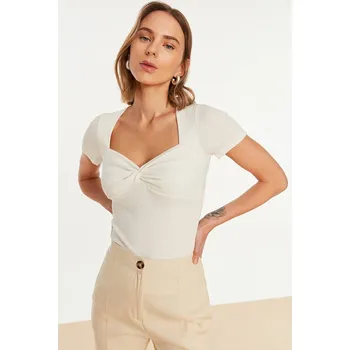 Dámské tričko Tričko trendyol Creme 748070 S
