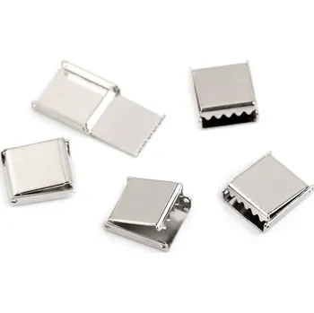 Kovová koncovka na plochou šňůru šíře 10 mm, střední, 1 platina