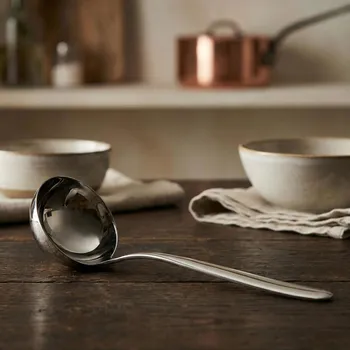 Naběračka BUGATTI Vidal 28 cm - naběračka z nerezové oceli