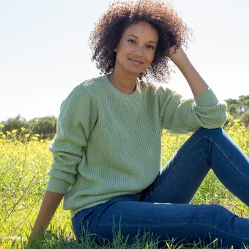 Dámský svetr Pulovr s kulatým výstřihem a hladkým vzorem zelená světlá 42/44