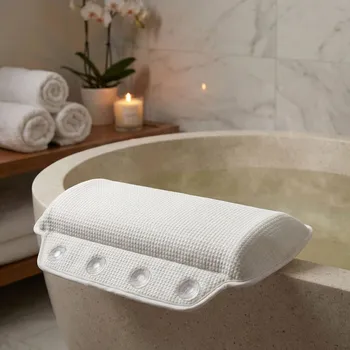 Protiskluzová podložka Polštářek do vany na přísavky KLEINE WOLKE Arosa 32 x 22 cm