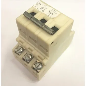 Jistič Jistič IT 6A bílý 3fáze