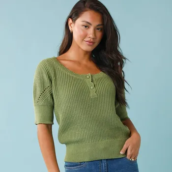 Dámská móda Úpletová halenka s rukávy k loktům, pro menší postavu zelená 46/48