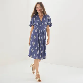 Dámské šaty Krátké řasené šaty s motýlími rukávy a potiskem modrá 52