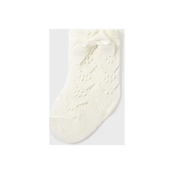 Dívčí oblečení Dívčí ponožky,podkolenky s mašlí Mayoral smetanové Rozměr: 18 měsíců