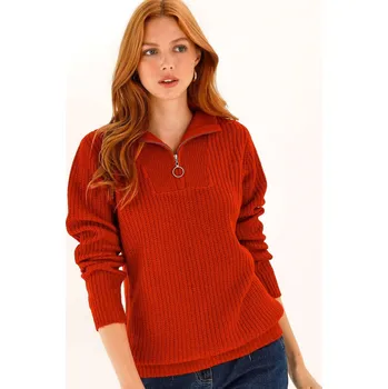 Dámský svetr Pulovr se stojáčkem na zip a hladkým vzorem červená 54