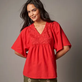 Dámské tričko Tunika s krajkou a širokými 3/4 rukávy červená 38