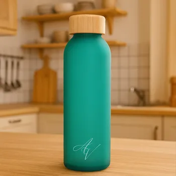 Láhev Láhev na vodu s gravírováním INICIÁL Barva: Zelená