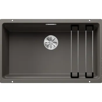 Granitový dřez Tento dřez se vyznačuje velkorysou stupňovitou mísou s integrovaným schůdkem, který vytváří další funkční úroveň pro lepší využitelnost a je doplněn chytrým systémem s univerzálními lištami ETAGON. Je určen k instalaci pod omítku a je vybaven vysoce kvali