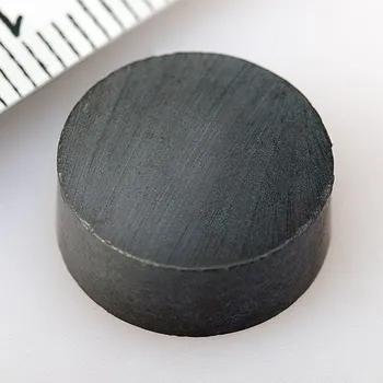 Dekorativní magnet Feritový magnet válec 15×5 mm - Y30BH