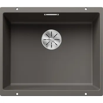 Granitový dřez Tato podomítková mísa je určena pro ty, kteří mají náročné designové preference, a vyznačuje se nadčasově elegantním tvarem, který se snadno začlení do různých kuchyňských sestav s velkými i malými mísami. Může se pochlubit vysoce kvalitními funkcemi, jak