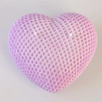 Svíčka Evička Candles Srdce s reliéfním povrchem svíčka 190g - ručně vyráběná Barva: Růžová